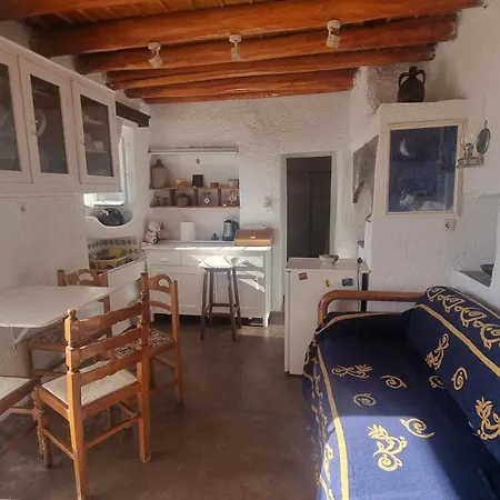 Eagles Nest House *
